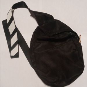 Black shoulder bag